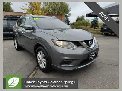 Used 2016 Nissan Rogue SV