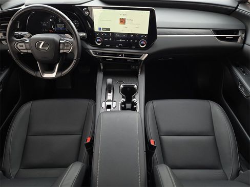 Used 2025 Lexus RX 350 Premium image 26