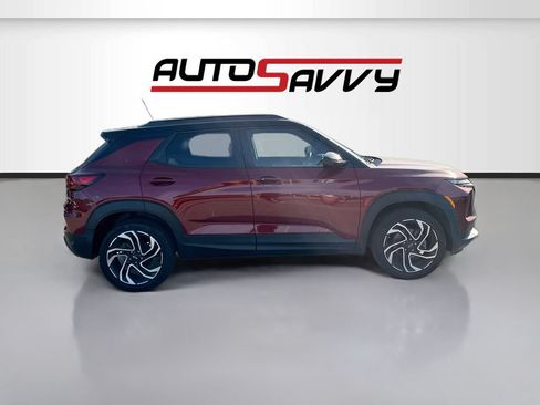 Used 2025 Chevrolet TrailBlazer RS w/ Convenience Package AWD/4WD image 8