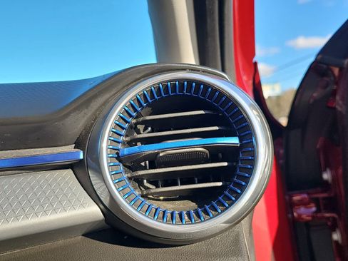 Used 2025 Chevrolet Trax LT w/ Driver Confidence Package image 30