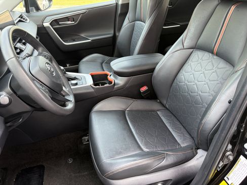 Used 2024 Toyota RAV4 Adventure AWD/4WD image 11