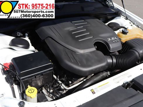 Used 2012 Dodge Challenger SXT Plus RWD image 21