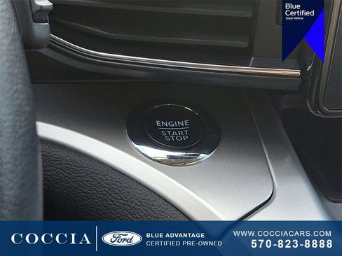 Certified 2022 Ford Explorer XLT w/ Equipment Group 202A image 24