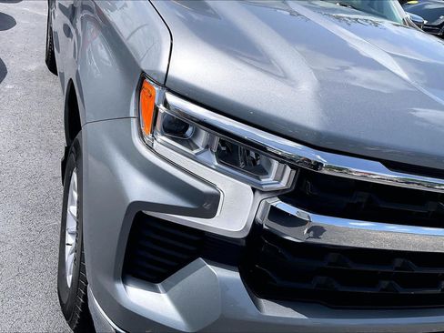 Used 2025 Chevrolet Silverado 1500 LT RWD image 27