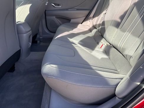 Used 2024 Hyundai Elantra SEL image 46