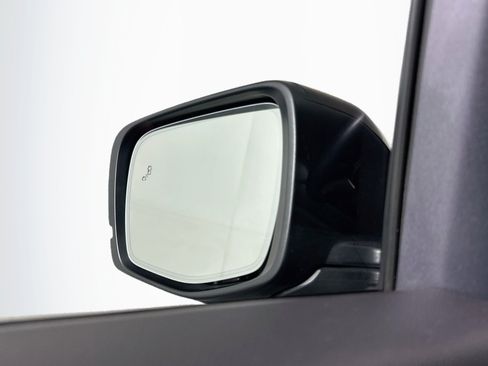 Used 2023 Honda Pilot Elite image 16
