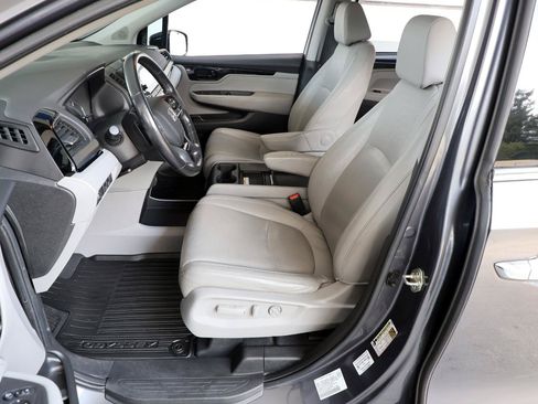 Used 2018 Honda Odyssey Elite image 13