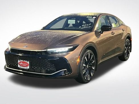 New 2026 Toyota Crown Platinum image 5