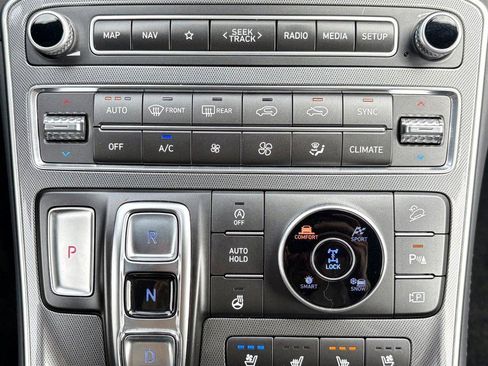 Used 2023 Hyundai Santa Fe Calligraphy AWD/4WD image 30