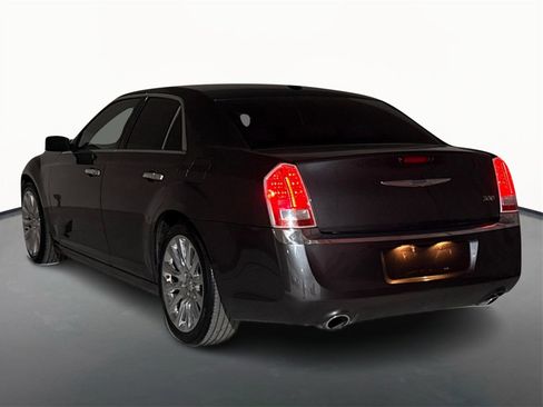 Used 2014 Chrysler 300 Uptown Edition w/ Quick Order Package 22M image 7