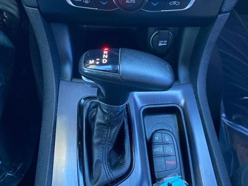 Used 2018 Dodge Charger GT w/ Blacktop Package AWD/4WD image 23