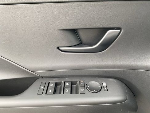 New 2026 Hyundai Kona SE image 23