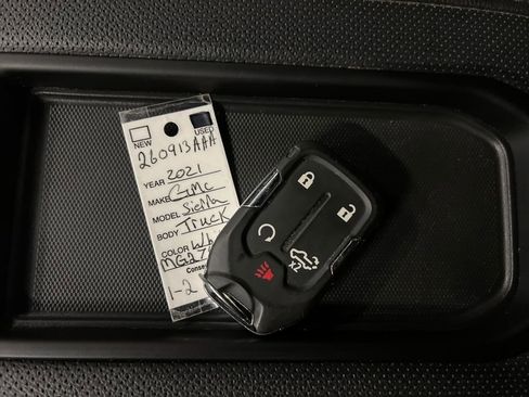 Certified 2021 GMC Sierra 1500 AT4 w/ AT4 Value Package image 28