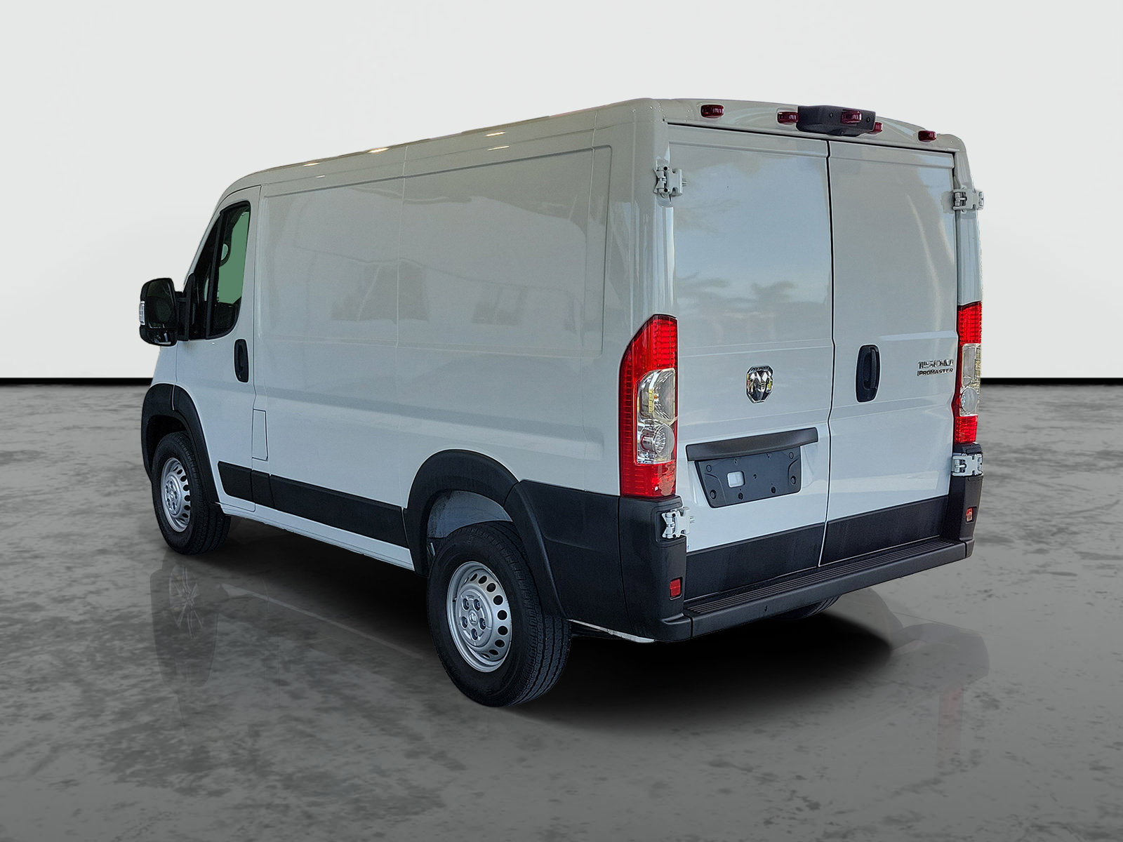 Used 2025 RAM ProMaster 1500 FWD image 3