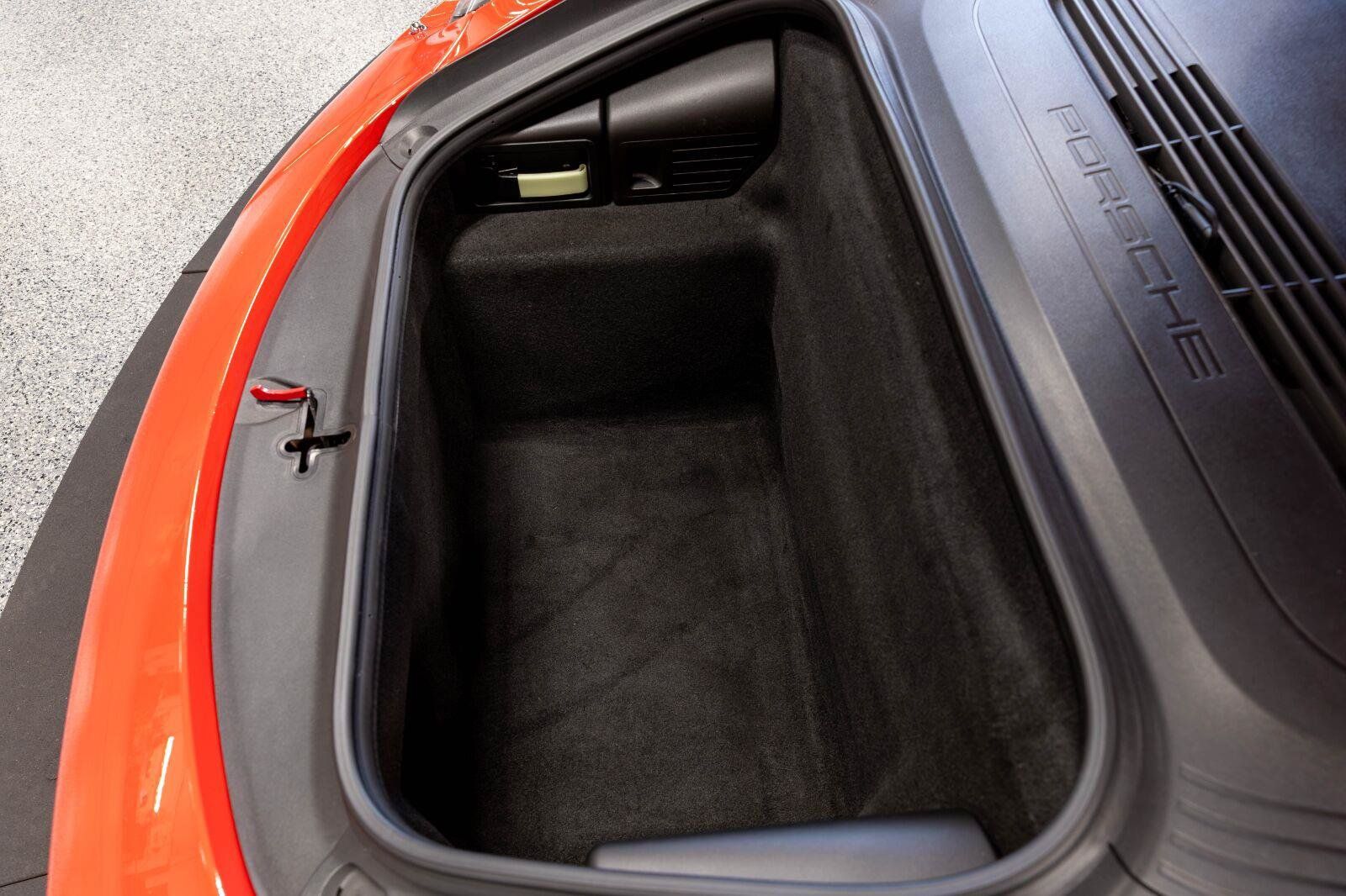Used 2015 Porsche 911 Turbo S AWD/4WD image 60