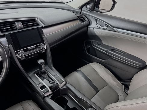Used 2017 Honda Civic Touring image 24
