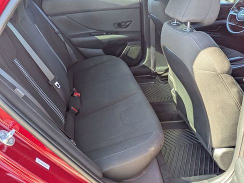 Used 2025 Hyundai Elantra Sport image 27