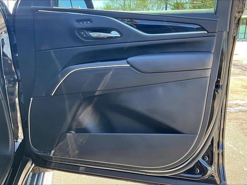 Used 2024 Cadillac Escalade Sport w/ LPO, ONYX Package AWD/4WD image 21