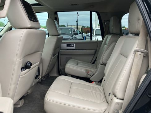 Used 2014 Ford Expedition Limited w/ Equipment Group 301A AWD/4WD image 30