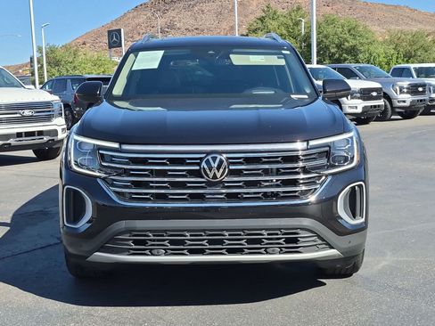 Used 2025 Volkswagen Atlas SEL AWD/4WD image 9