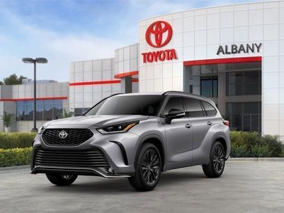 New 2025 Toyota Highlander XSE