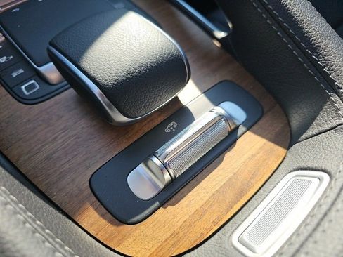 Used 2025 Mercedes-Benz GLS 450 GLS 450 image 22