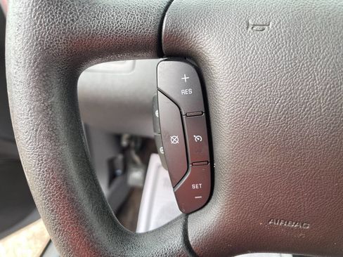 Used 2016 Chevrolet Impala LT image 18