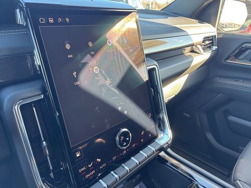 New 2026 GMC Yukon Elevation image 36