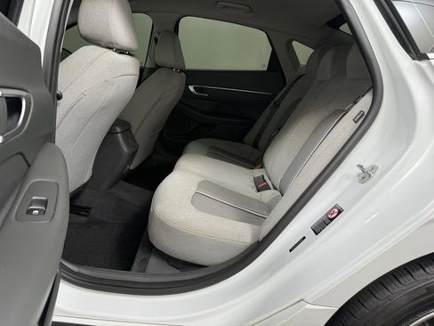 Used 2021 Hyundai Sonata SE image 18