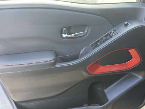 Used 2024 Nissan Frontier Pro-X w/ Pro Convenience Package image 16