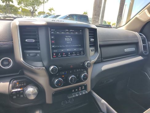 Used 2021 RAM 1500 Laramie AWD/4WD image 10
