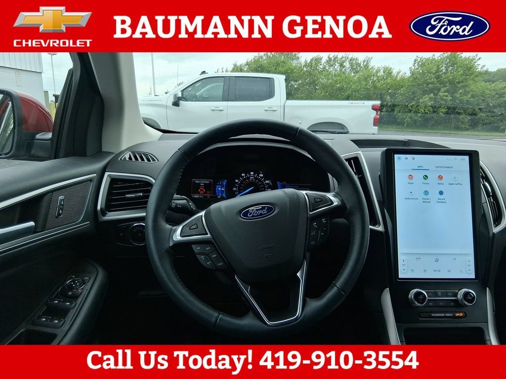 Used 2024 Ford Edge SEL w/ Convenience Package AWD/4WD image 16