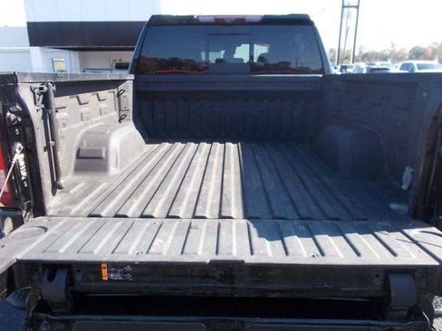 Used 2024 GMC Sierra 1500 AT4X image 6