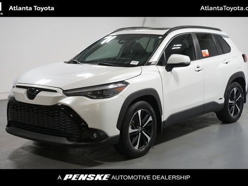 Certified 2024 Toyota Corolla Cross XSE image 1