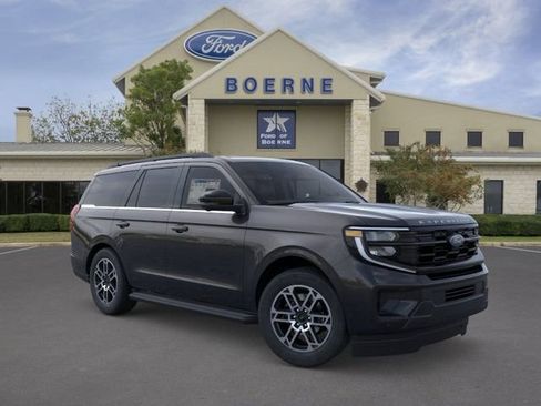 New 2025 Ford Expedition Active RWD image 7