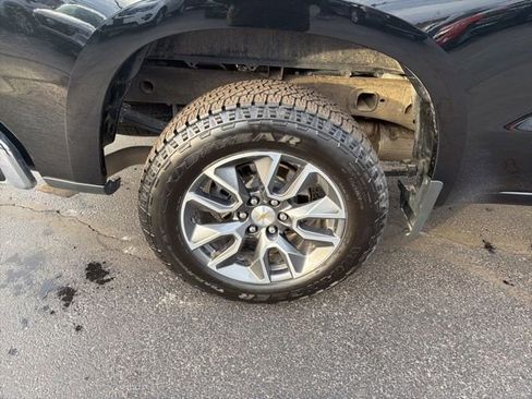 Used 2025 Chevrolet Silverado 1500 LT image 22