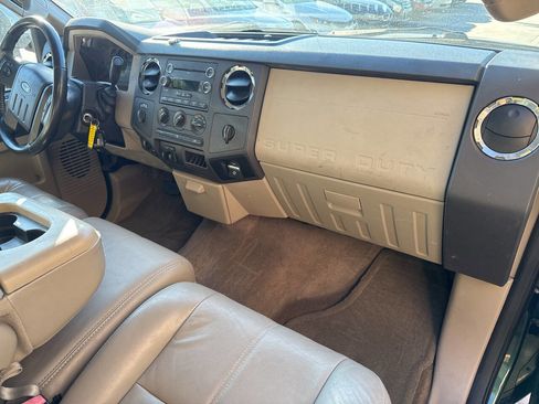 Used 2010 Ford F250 XLT image 15