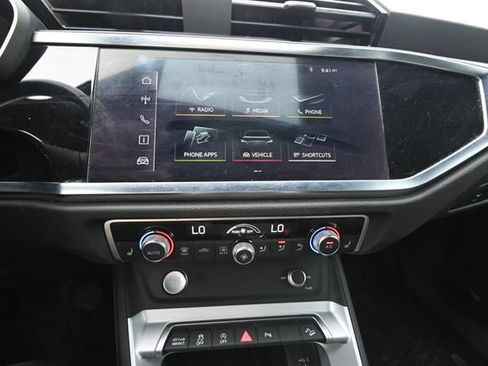 Used 2020 Audi Q3 2.0T Premium Plus AWD/4WD image 9