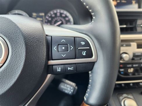 Used 2016 Lexus ES 350 image 30