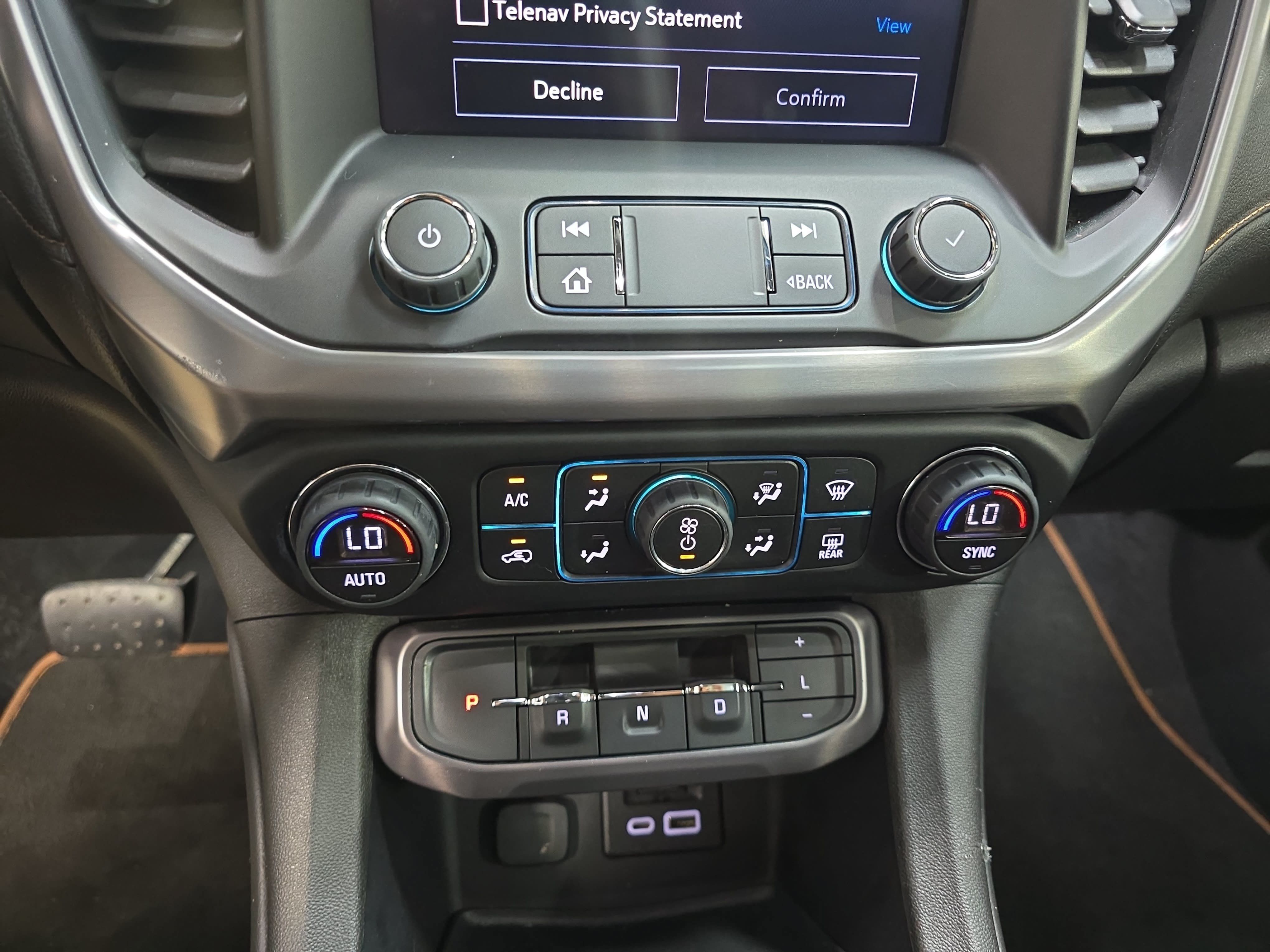 Used 2020 GMC Acadia AT4 w/ Trailering Package AWD/4WD image 21