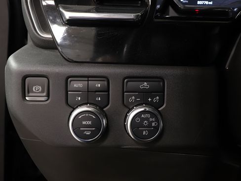 Used 2024 GMC Sierra 1500 Elevation w/ Preferred Package AWD/4WD image 18