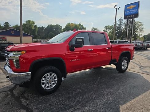 Used 2022 Chevrolet Silverado 2500 LTZ w/ LTZ Convenience Package AWD/4WD image 3