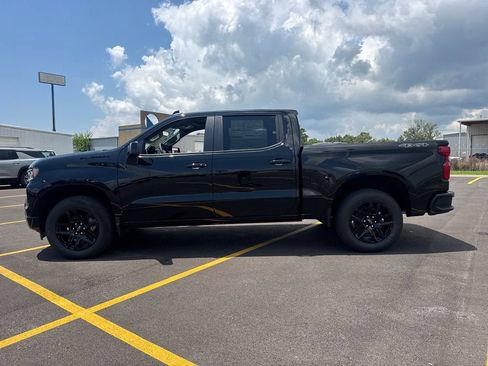 New 2026 Chevrolet Silverado 1500 RST w/ Dark Appearance Package AWD/4WD image 3
