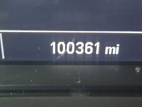 Used 2019 GMC Acadia SLE w/ LPO, Cargo Package FWD image 10