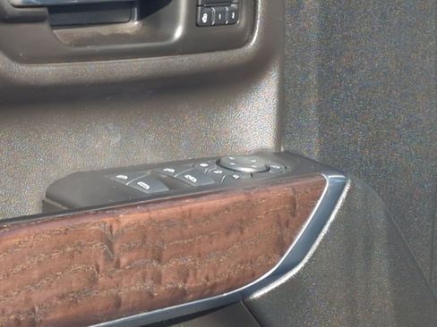 Used 2021 GMC Sierra 3500 Denali w/ Denali Ultimate Package image 24