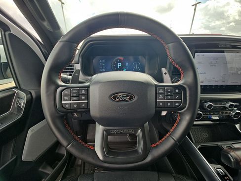 Used 2025 Ford F150 Raptor AWD/4WD image 17
