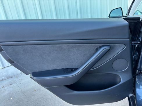 Used 2022 Tesla Model 3 Performance image 26