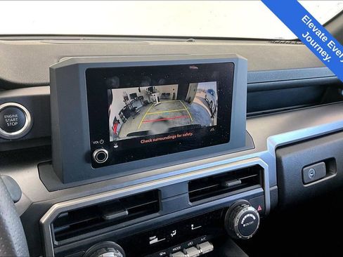 Used 2025 Toyota 4Runner SR5 image 30