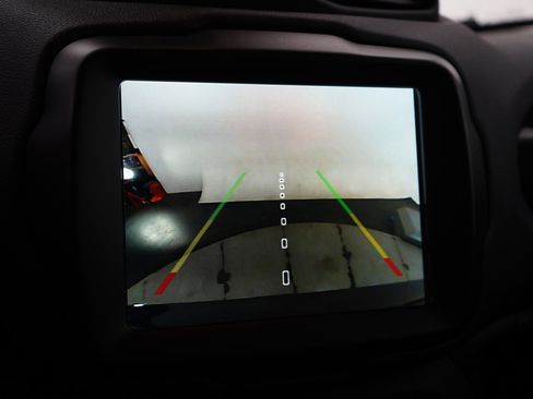 Used 2023 Jeep Renegade Trailhawk image 23