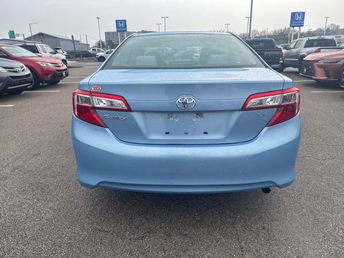 Used 2012 Toyota Camry LE image 6